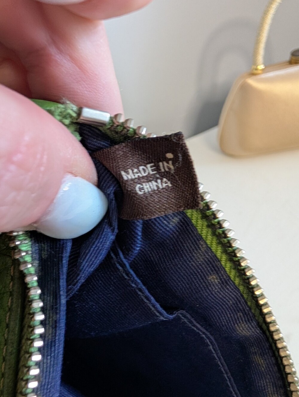 Coach Vintage Green Pebbled Leather Wristlet Clutch - EUC! - Picture 10 of 10